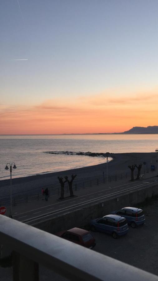 Apartment Tramonto Sul Mare