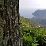 Santuario Ns Soviore Cinque Terre