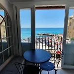 Best Flat Beachfront Camogli