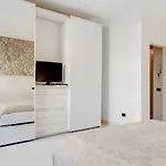 Sarzana White Apartment Nel Centro Storico