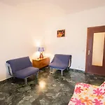 Luminoso Appartamento Con 4 Posti Letto.