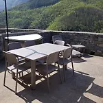 Beautiful 2 Bedroom Unit