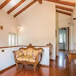 Elegant Villa In Genova + Garden