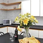 Elegant Villa In Genova + Garden