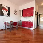 Real Italian Estate - Red Coral