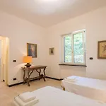 Apartment Aldo I By Interhome