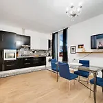 Castelletto Terrace Apartment