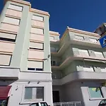 Splendido Appartamento Fronte Mare Con Box Doppio
