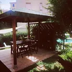 Lucky House