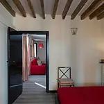Luxury Apartment In The Heart Of Genoa By Wonderful Italy