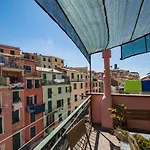 Ca D'Axeu Traditional Apartment