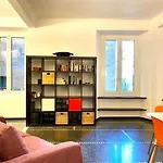 Altido Vibrant Apt For 6, Close To The Aquarium Of Genoa
