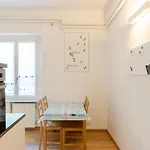 Joivy Bright Apt For 5, Near Beach, In Camogli