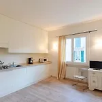 Joivy Bright 3 Bedroom Apt For 6, In Santa Margherita