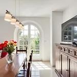 Sanremo Flat With Private Parking And Netflix