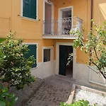 Cecio 5 Terre Rooms