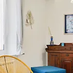 Pra' Modern & Cozy Apartment