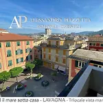 Il Centro Ed Il Mare Sotto Casa