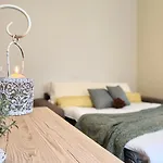 Casaviva-Trilocale Con Giardino E Posteggio A Rapallo