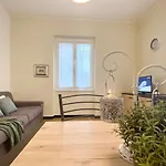 Casaviva-Trilocale Con Giardino E Posteggio A Rapallo