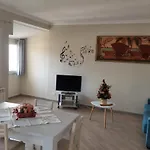 La Casa Di Ermes - Ampio Luminoso Appartamento A Tre Minuti Dal Centro