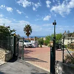 Casa Mimosa: Relax, Vista Mare, Parcheggio Gratis