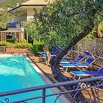2 Bedroom Cozy Apartment In Moneglia