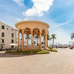 Alloro