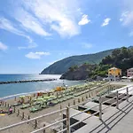 2 Bedroom Cozy Apartment In Moneglia