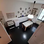Mansarda A Finalborgo - Fascino E Tradizione