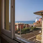 014 - La Casa Di Viky In Centro, Vista Mare 100M Dalla Spiaggia