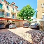 Altido Superb Flat With Patio And Parking Near The Beach