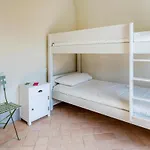 2 Bedroom Gorgeous Apartment In Bastia Di Albenga