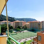 Joivy Family Flat Terrace & Parking Near Beach