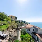 Altido Stunning Flat With Balcony, Pool & Sea View
