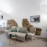Casino E Ariston Theatre Studio Apartment