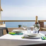 Boscobello Seaview Mini Apartment