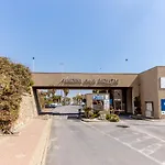 Aregai Marina Exclusive Seaside Apartments