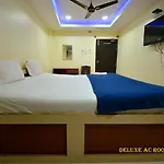 Om Guest House - Coral Inn