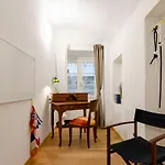 Joivy Cute Flat Near The Aquarium