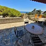 Tre Passi Dal Mare