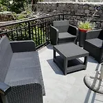 Appartamento Con Giardino, Terrazzo E Garage A Due Passi Dal Mare E Dalle Cinqueterre