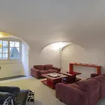 Garibaldi Glamorous Apartment By Wonderful Italy