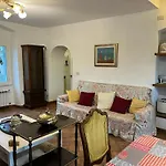 Levantotwo Bedrooms Flat With Terrace