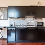 Joivy Classic Flat Next To Trendy Bars