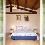 Agri Bed - L'Affittacamere In Collina - Guest Room On The Hill