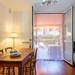 Altido Perfect Flat With Parking And Garden