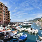 Cinque Finestre Sul Golfo By Wonderful Italy