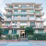 Chez Elle
