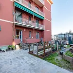 Joivy Family Flat With Garden And Parking